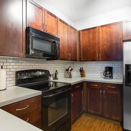 Trendy Place To Stay In Downtown Next To Convention Center Dallas Exterior photo