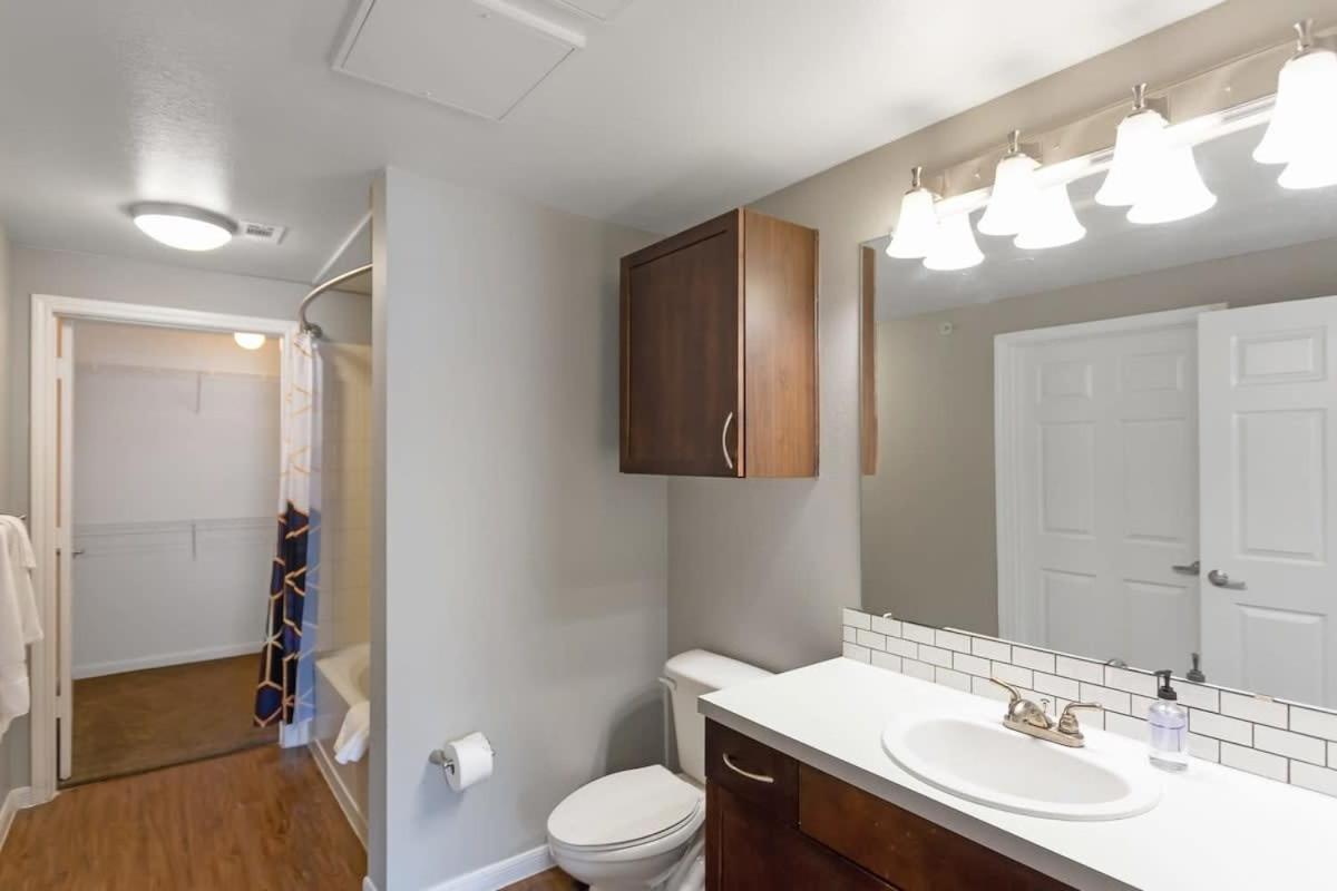 Trendy Place To Stay In Downtown Next To Convention Center Dallas Exterior photo
