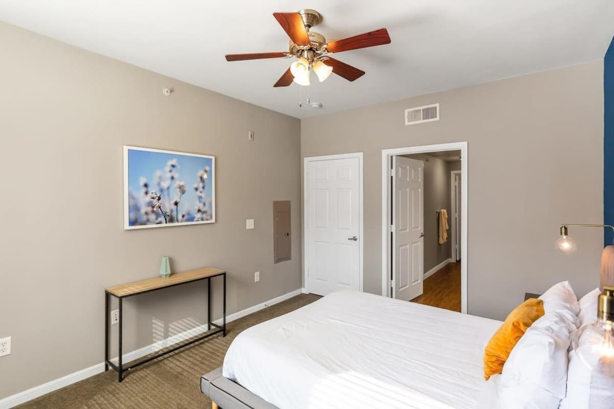 Trendy Place To Stay In Downtown Next To Convention Center Dallas Exterior photo